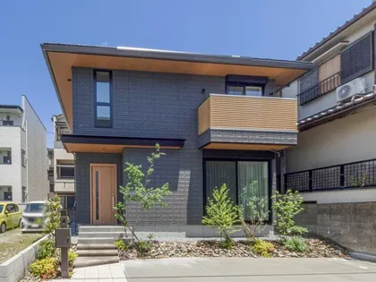 兵庫県尼崎市南塚口町8丁目【一戸建】の外観