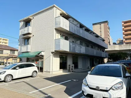 キュレーネ スピティの画像