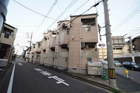 SCHERZ NESTの画像