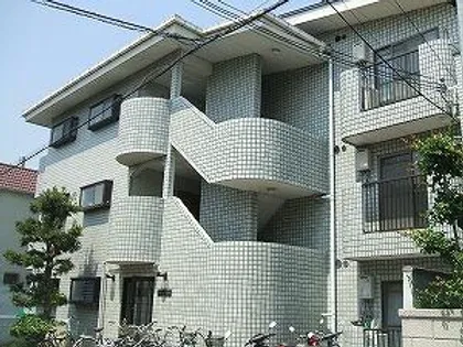 クレメント園田の画像