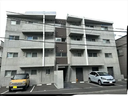 トロワドメーヌの画像