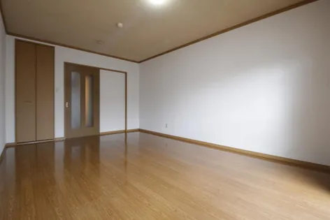 福岡県飯塚市菰田東1丁目【マンション】の外観