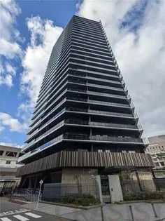 福岡県福岡市中央区地行浜2丁目【マンション】の外観