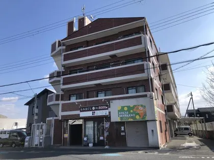 ラヴィアン井原の画像