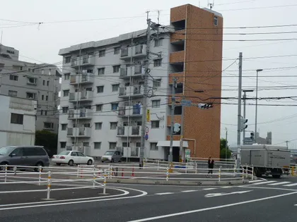 坪根ビルの画像