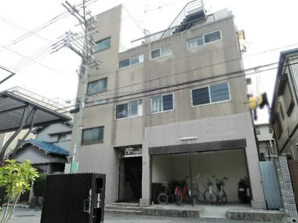 三栄マンションの画像