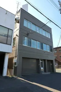 MICビルの画像