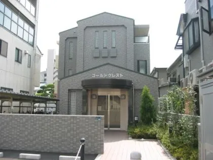 ゴールドクレスト【2階】の外観
