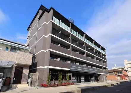 アドバンス京都エーデル【3階】の外観