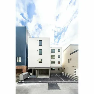 MAISON DE ESTの画像