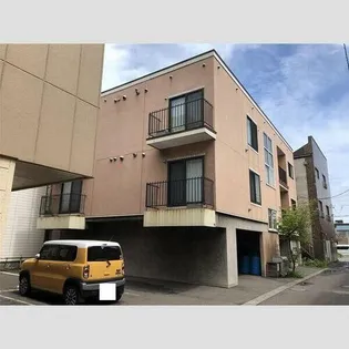 ラプラセ ドゥの画像