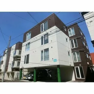 エクセレンス元町【3階】の外観