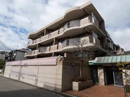 ファミーユ御影いずみの画像