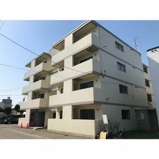 シャトル井上【2階】の外観