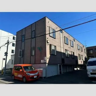 LA VALLEE NOUVELLE(ラ・ヴァレヌーベル)【2階】の外観