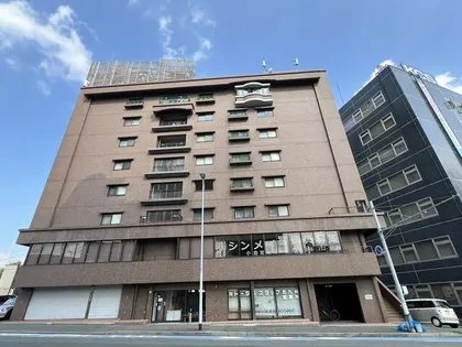 スズキビルの画像