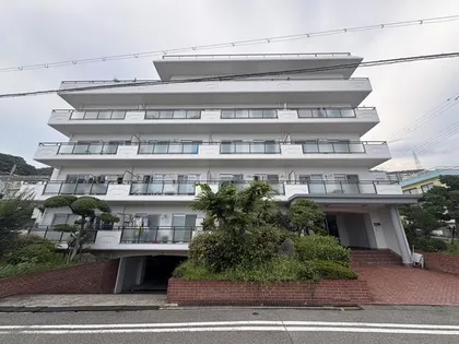 熊内山本ハイツの画像