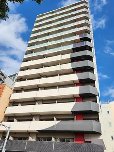 セレニテ元町アリエ【602号室】の外観