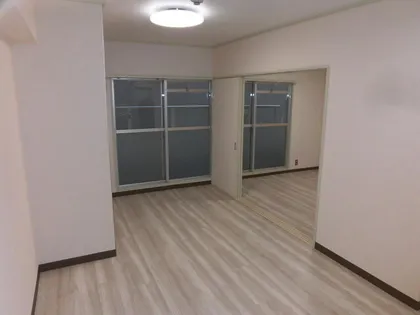 大阪府大阪市中央区船越町1丁目【マンション】の外観