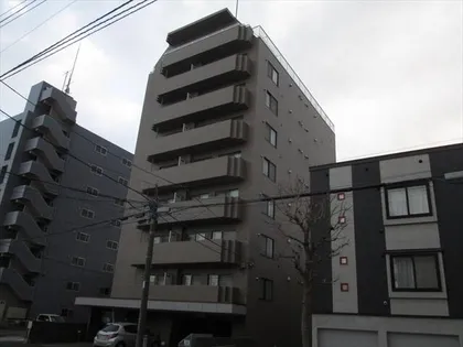 ローザス23【6階】の外観