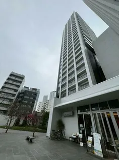 ブリリアタワー名古屋グランスイート【402号室】の間取り