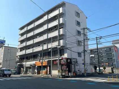 エステートあずまの画像