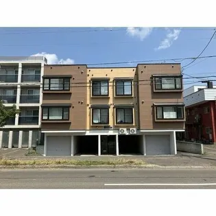 イーストビレッジ【2階】の外観