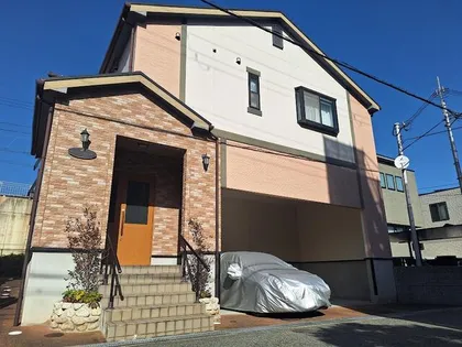 フローラ岡本の画像