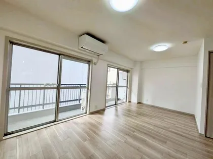 ターミナル天王寺北口ビル【6階】の外観