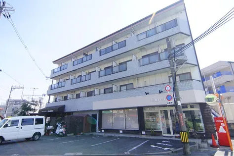 アークハイツの画像