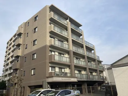 ル コルニュイエの画像