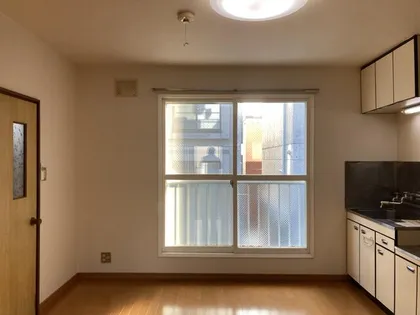 静ハイツの画像