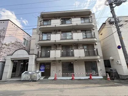 ロイヤルステージ【0110号室】の外観