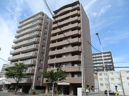 エーデルホフ【7階】の外観