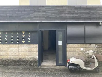 京都府京都市右京区太秦開日町【アパート】の外観