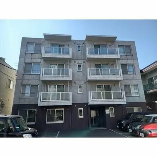 北海道札幌市東区北十三条東16丁目【マンション】の外観