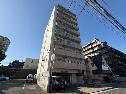 福岡県北九州市小倉北区弁天町【マンション】の外観