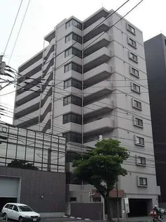 スタンドリバー博多駅南【3階】の外観