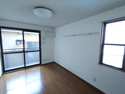 しらすマンションの画像