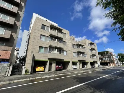 北海道札幌市北区北十八条西3丁目【マンション】の外観