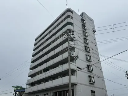 兵庫県淡路市浦【マンション】の外観