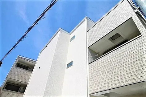 グランアイ鶴見【1階】の外観
