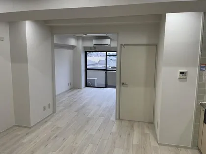 愛知県名古屋市守山区八剣1丁目【マンション】の外観
