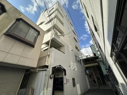 アーバンホワイトの画像