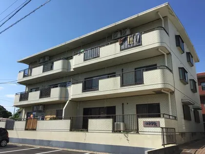 ユトリロ上地町の画像