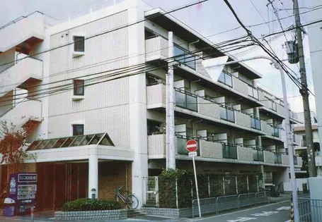 ラ イリス利倉の画像