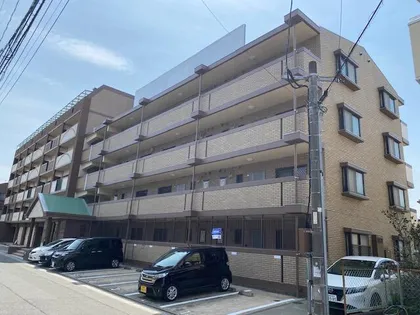 ピエモンテ二日市の画像