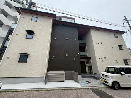 シエーナ川西中央3の画像