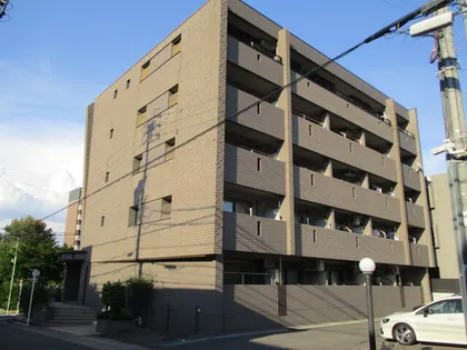 フィオレンテ本山【3階】の外観