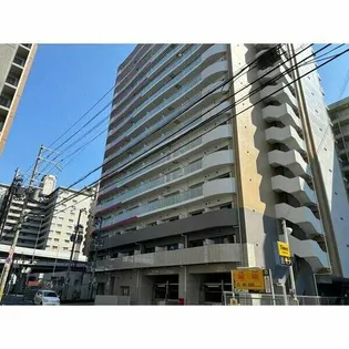 セレニテ江坂グランデ【4階】の外観